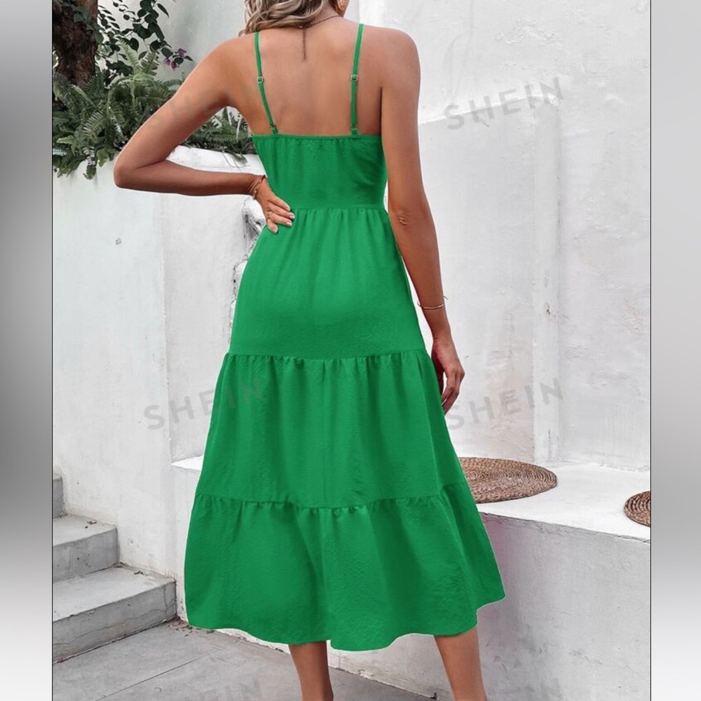Green midi dress.  NWOT.  Size small. - Picture 3 of 3